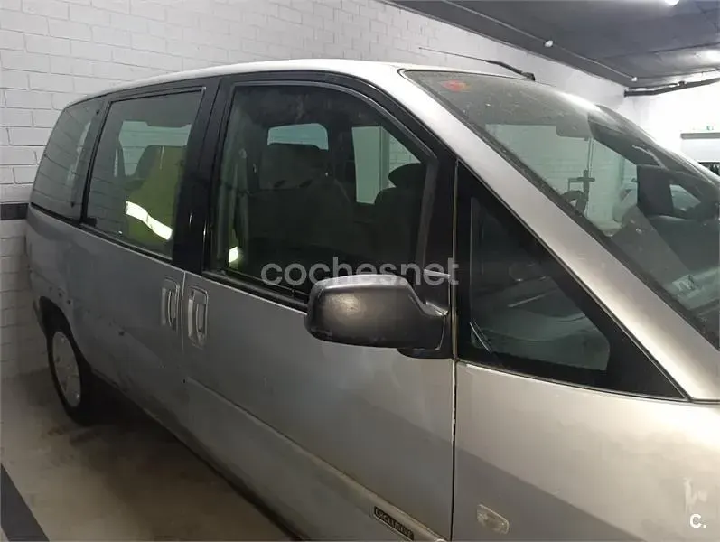 Usado Citroën Evasion Exclusive 110 CV (80 kW) 1999 Gris / plata Monovolumen