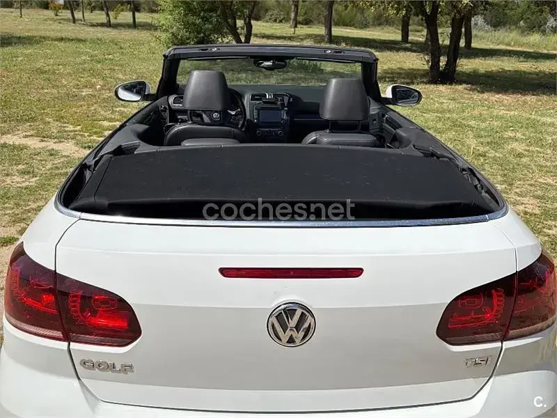 Usado VW Golf Cabriolet 105 CV (77 kW) 2011 Blanco Descapotable