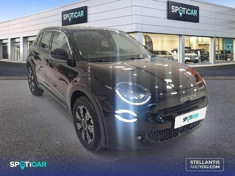 Nuevo Fiat 600 La Prima 147 CV (108 kW) 2025 Negro SUV