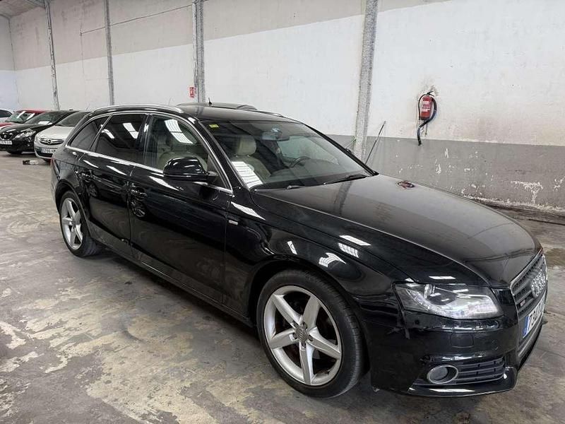 Usado Audi A4 170 CV (125 kW) 2008 Negro Familiar