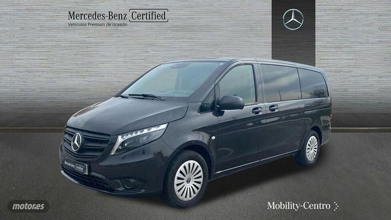 Gris Usado 2023 Mercedes Vito Monovolumen | 37.490 € (Precio justo) - Imagen 1/4