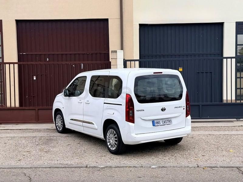 Usado Toyota Proace City City 102 CV (75 kW) 2021 Blanco Monovolumen