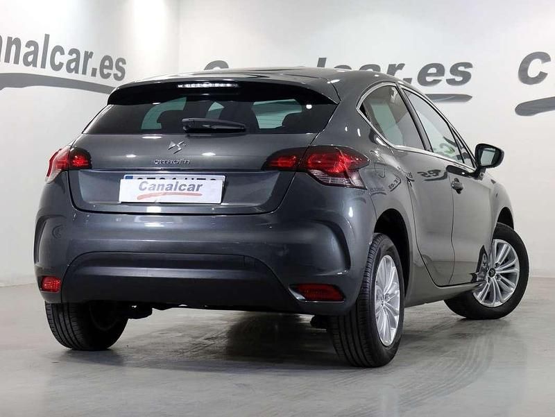 Usado Citroën DS4 Style 114 CV (83 kW) 2013 Gris Utilitario