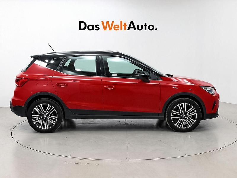 Usado Seat Arona FR 115 CV (84 kW) 2024 Negro SUV