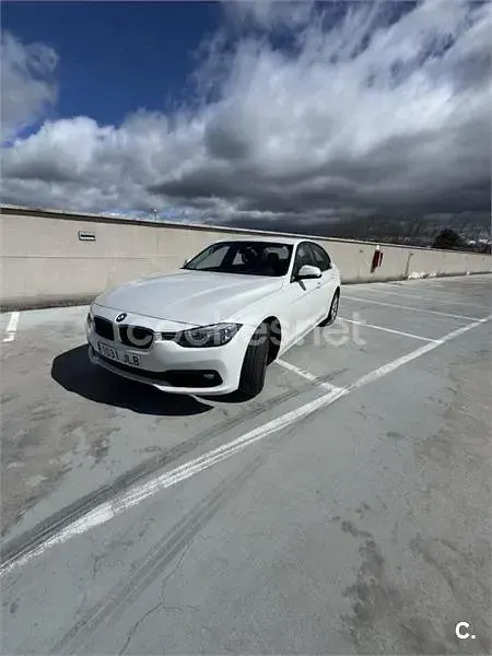 Usado BMW 318 143 CV (105 kW) 2016 Blanco Berlina