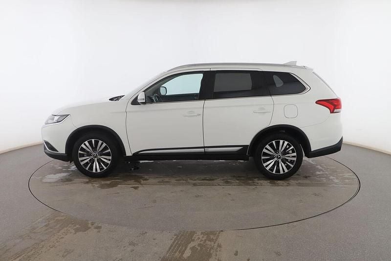 Usado Mitsubishi Outlander Motion 150 CV (110 kW) 2019 Blanco SUV