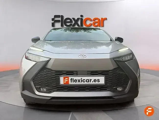Usado Toyota C-HR Active 140 CV (102 kW) 2024 Gris SUV