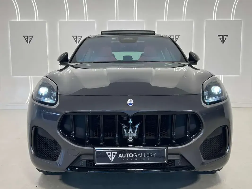 Usado Maserati Grecale 330 CV (242 kW) 2024 Gris SUV