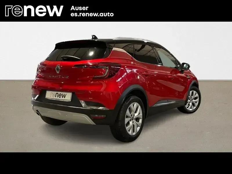Usado Renault Captur Zen 140 CV (102 kW) 2021 Rojo SUV