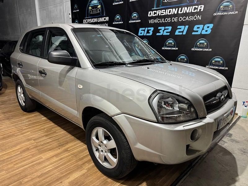 Usado Hyundai Tucson Comfort 142 HP (104 kW) 2008 Cinzento SUV