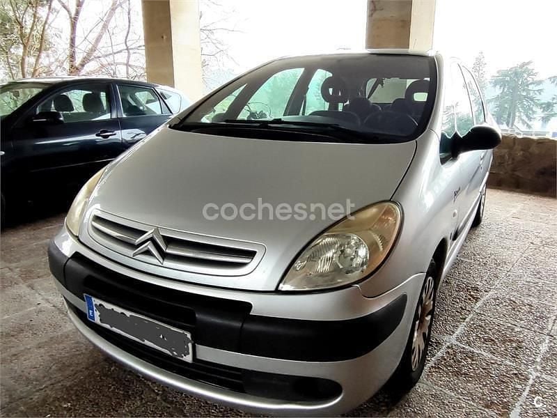 Usado Citroën Xsara Picasso 92 CV (67 kW) 2006 Gris / plata Monovolumen