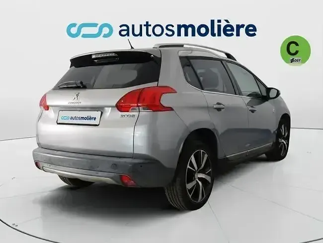 Usado Peugeot 2008 Allure 100 CV (73 kW) 2015 Gris SUV