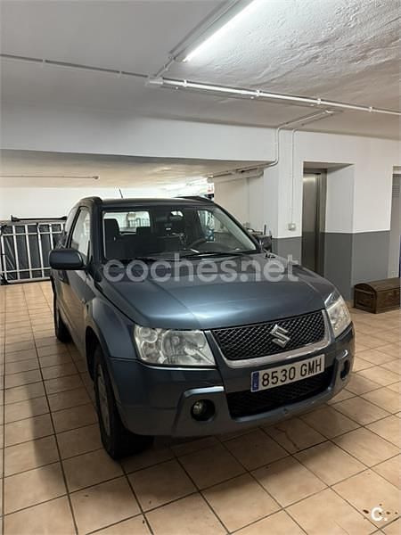 Usado Suzuki Grand Vitara 129 CV (94 kW) 2009 Gris / plata SUV