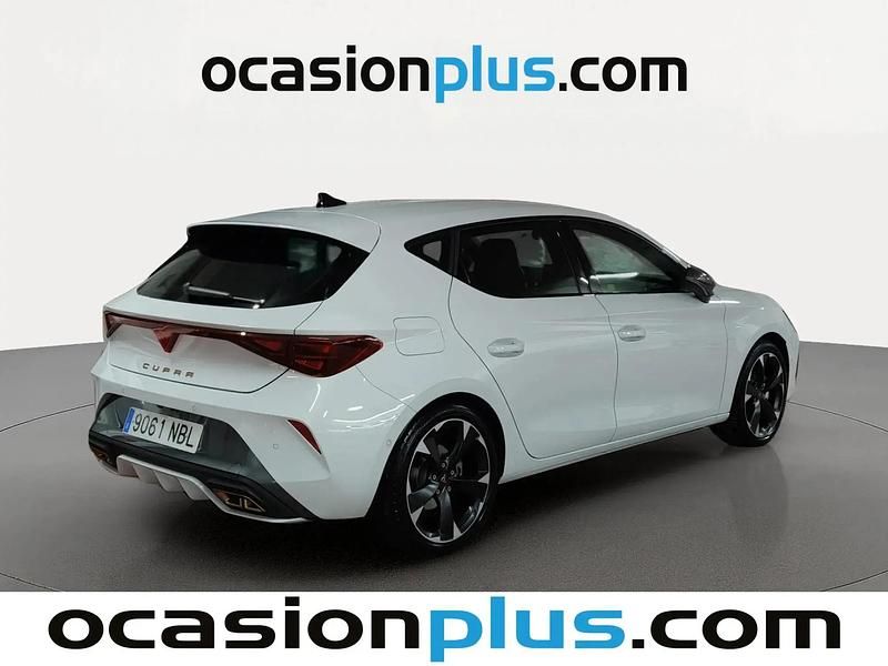 Begagnad Cupra Leon 204 HK (150 kW) 2025 Vit Sedan