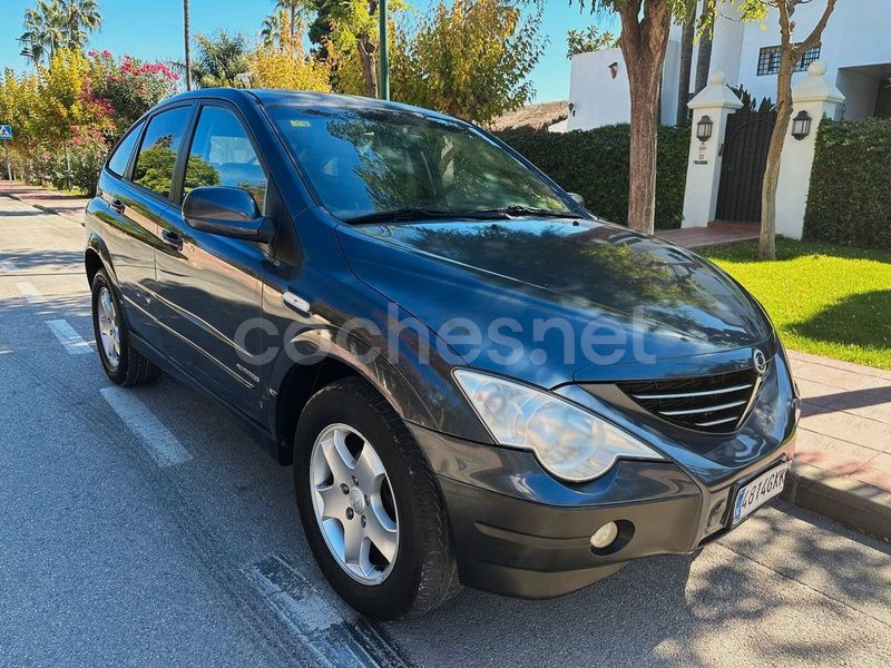 Azul Usado 2010 Ssangyong Actyon SUV | 4900 € - Imagen 1/4