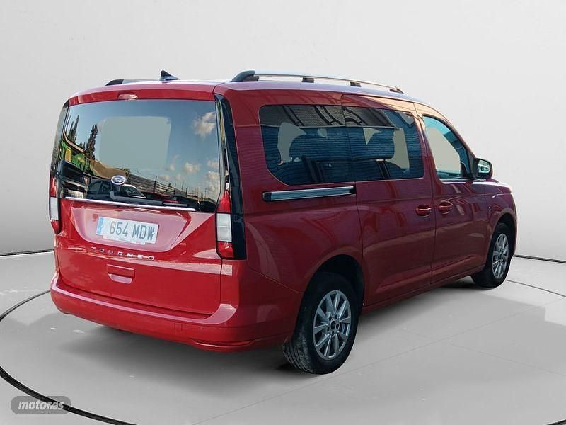 Usado Ford Tourneo Titanium 122 CV (89 kW) 2023 Rojo Van