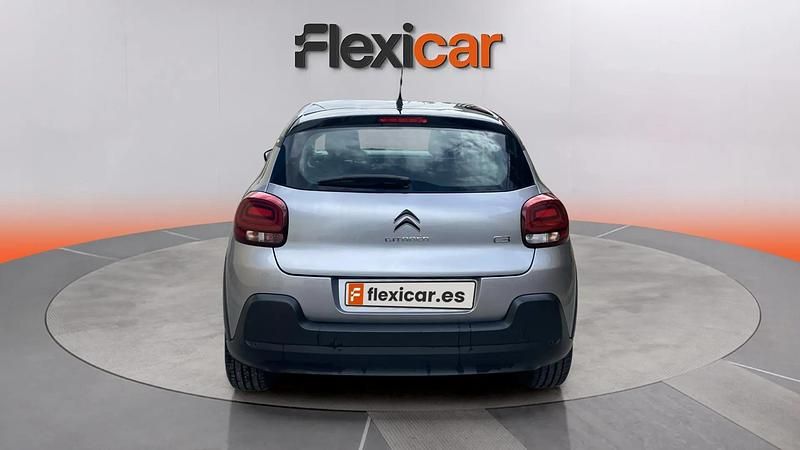 Usado Citroën C3 Feel 99 CV (72 kW) 2020 Gris Utilitario