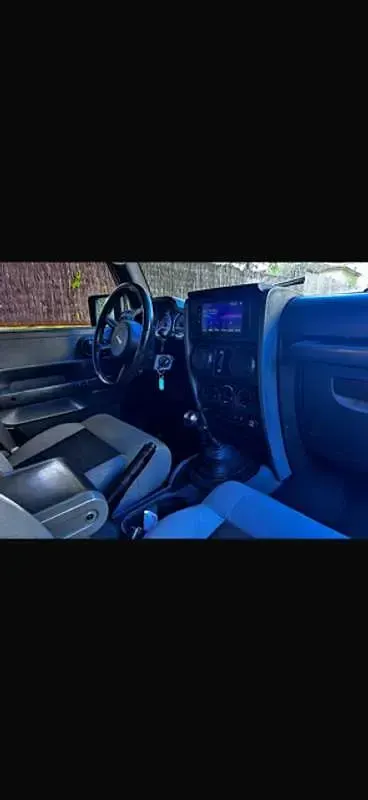 Usado Jeep Wrangler Unlimited Sport 177 CV (130 kW) 2010 Verde SUV