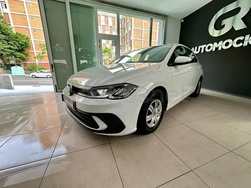 Usado VW Polo 95 CV (69 kW) 2022 Blanco Utilitario