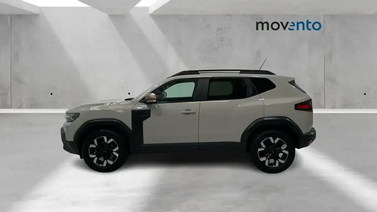 Usado Dacia Duster Extreme 100 CV (73 kW) 2025 Beige SUV
