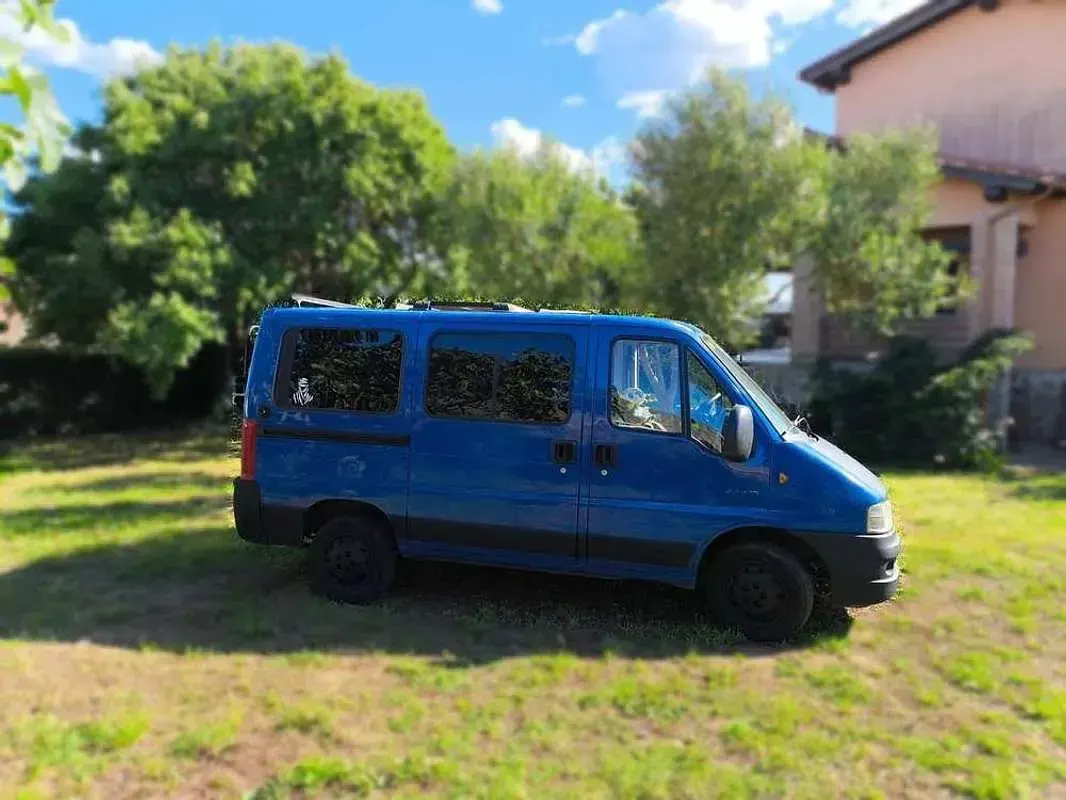 Usado Citroën Jumper 101 CV (74 kW) 2005 Azul Monovolumen