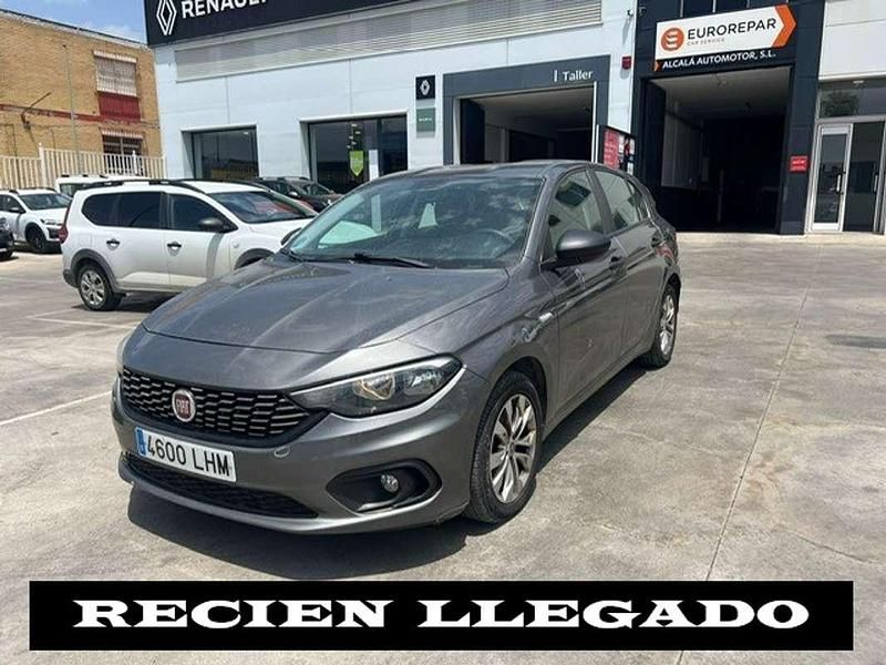 Gris Usado 2020 Fiat Tipo Business Familiar | 13.499 € (Caro) - Imagen 1/1
