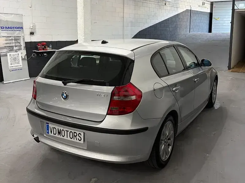 Usado BMW 116 115 CV (84 kW) 2007 Gris / plata Utilitario