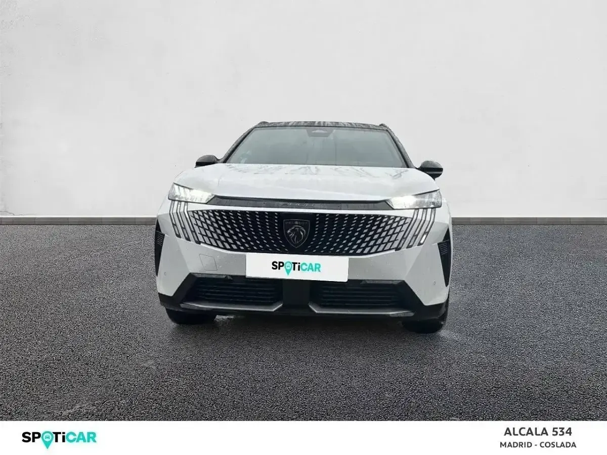 Usado Peugeot 5008 GTi 169 kW (231 CV) 2024 Blanco Monovolumen