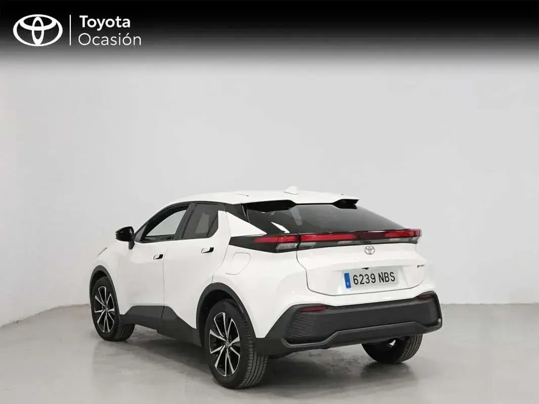 Usado Toyota C-HR Advance 223 CV (164 kW) 2025 Blanco SUV