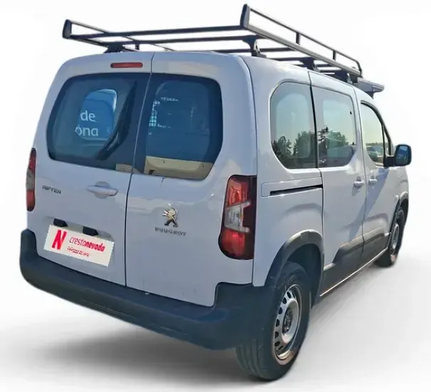 Usado Peugeot Rifter Business-Line 100 CV (73 kW) 2023 Blanco Monovolumen