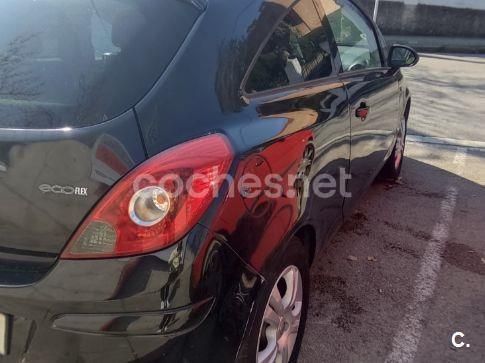 Negro Usado 2010 Opel Corsa Berlina | 3300 € (Buen precio) - Imagen 1/4