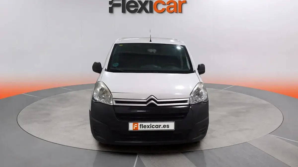 Usado Citroën Berlingo Live 101 CV (74 kW) 2018 Blanco Monovolumen