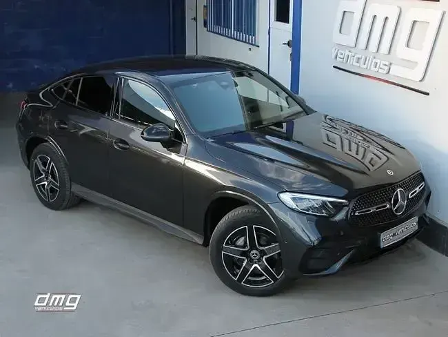 Nuevo Mercedes GLC300e 313 CV (230 kW) 2025 Gris / plata Coupe