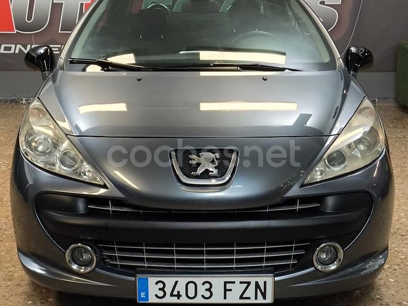 Usado Peugeot 207 CC Sport 110 CV (80 kW) 2008 Gris / plata Descapotable