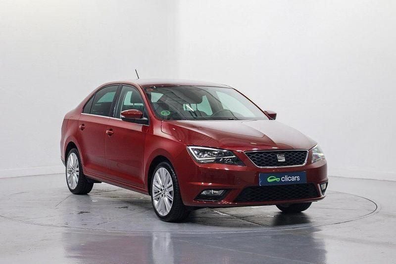 Usado Seat Toledo XCELLENCE 110 CV (80 kW) 2017 Rojo Utilitario