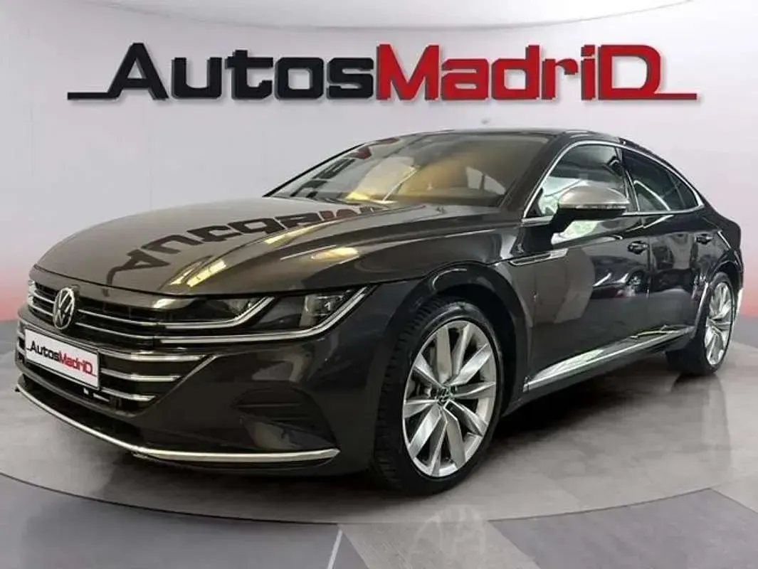 Usado VW Arteon Elegance 150 CV (110 kW) 2023 Negro Coupe