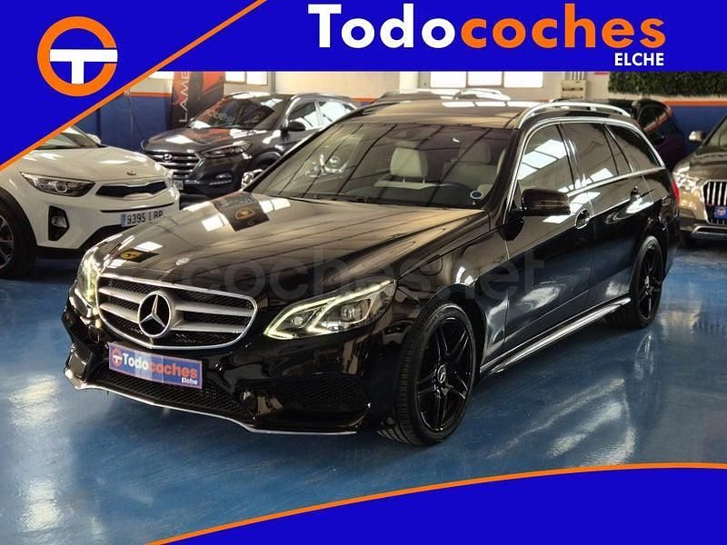 Usado Mercedes E250 Avantgarde 204 CV (150 kW) 2014 Negro Familiar