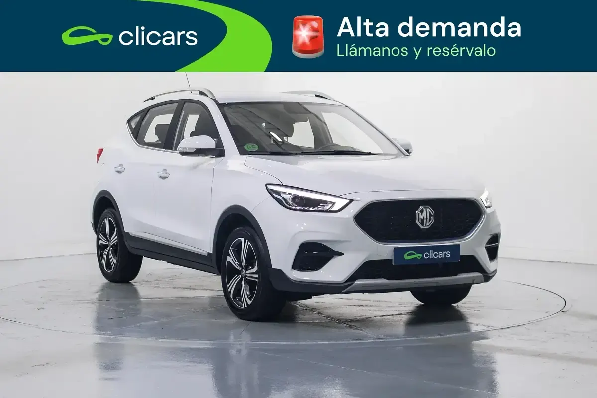 Usado MG ZS Luxury 111 CV (81 kW) 2023 Blanco SUV