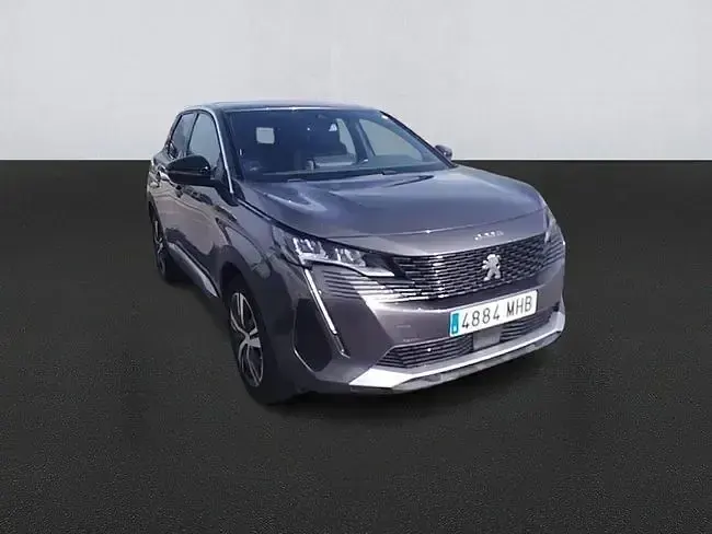 Usado Peugeot 3008 Allure 226 CV (166 kW) 2023 Gris / plata SUV