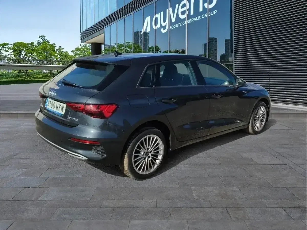 Occasion Audi A3 Advanced Plus 110 PK (80 kW) 2023 Grijs Sedan