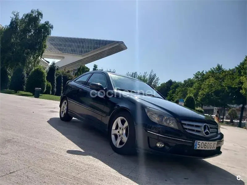Usado Mercedes CLC220 150 CV (110 kW) 2008 Negro Coupe