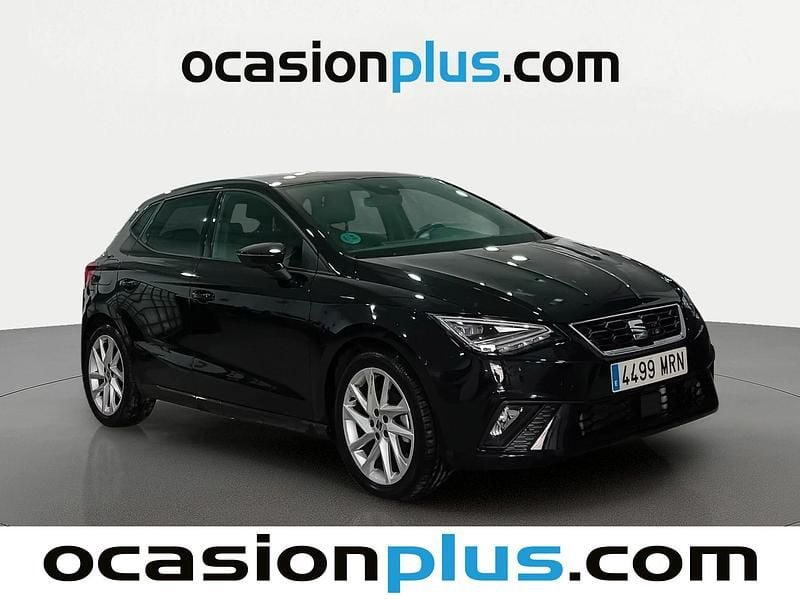Usado Seat Ibiza FR 150 CV (110 kW) 2024 Negro Utilitario