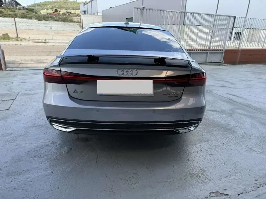 Usado Audi A7 Sportback S-Line 231 CV (169 kW) 2019 Gris Utilitario