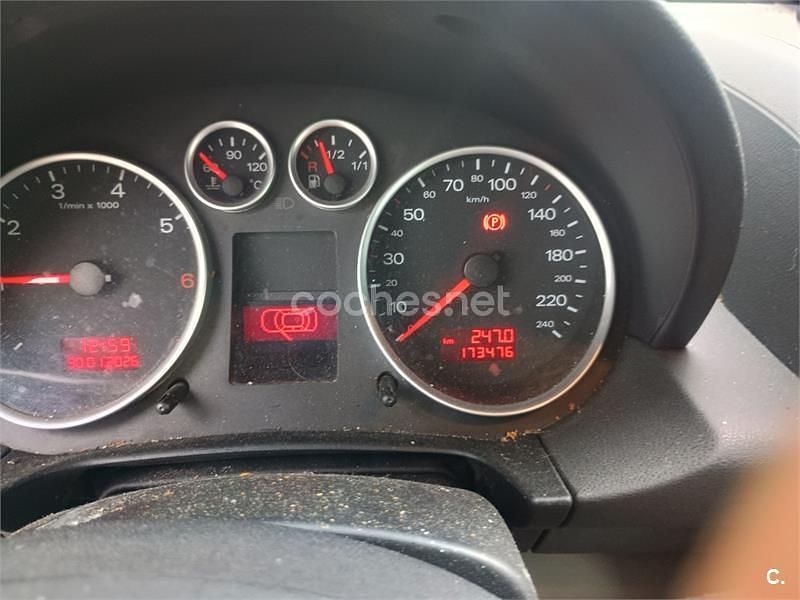 Usado Audi A2 75 CV (55 kW) 2001 Gris / plata Utilitario