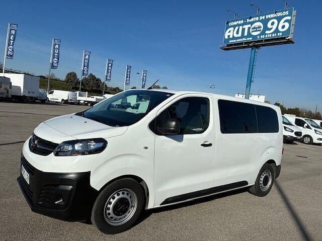 Usado Opel Vivaro 120 CV (88 kW) 2021 Blanco Monovolumen