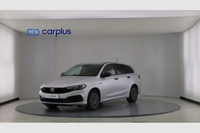 Usado Fiat Tipo City Life 131 CV (96 kW) 2022 Gris Familiar