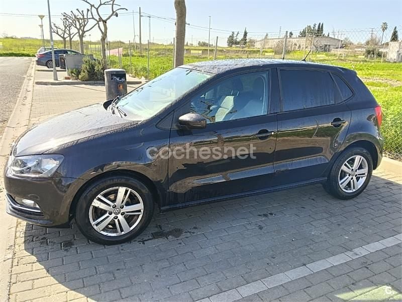 Usado VW Polo Edition 75 CV (55 kW) 2014 Negro Berlina