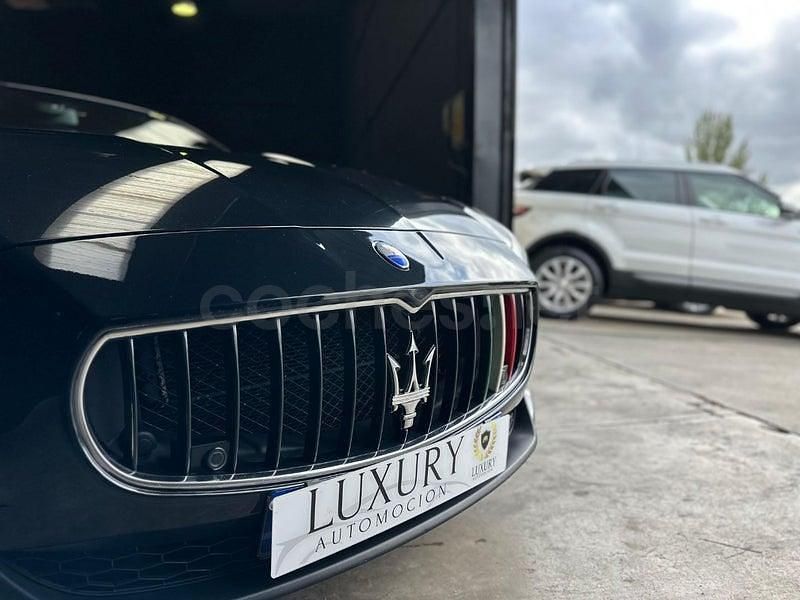 Usado Maserati Quattroporte 410 CV (301 kW) 2014 Negro Berlina