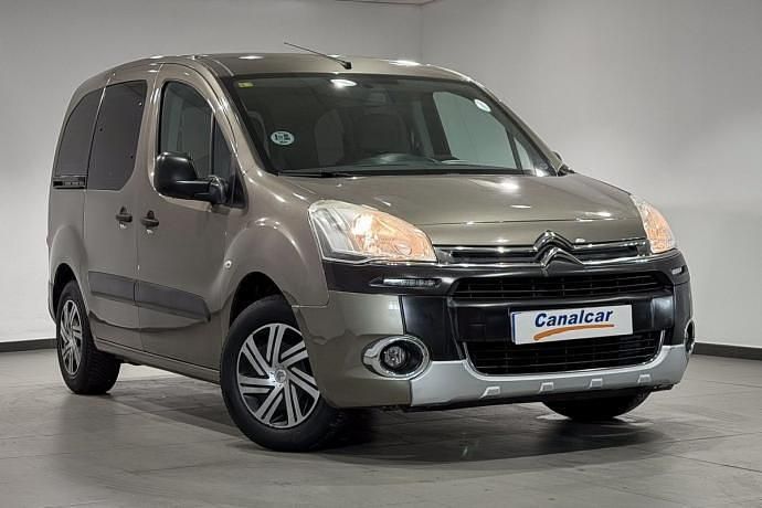 Usado Citroën Berlingo Tonic 92 CV (67 kW) 2015 Marrón Monovolumen