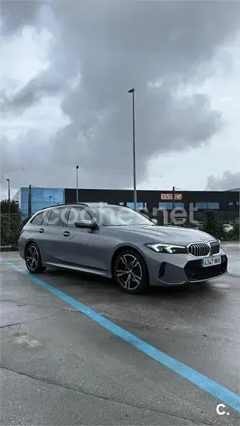 Usado BMW 320 Comfort Edition 190 CV (139 kW) 2025 Gris / plata Familiar